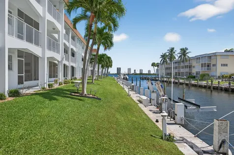 110 Shore Court North Palm Beach FL 33408