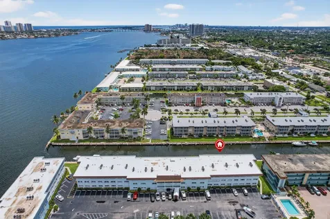 110 Shore Court North Palm Beach FL 33408