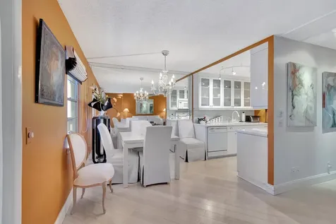 2026 Cornwall B Boca Raton FL 33434