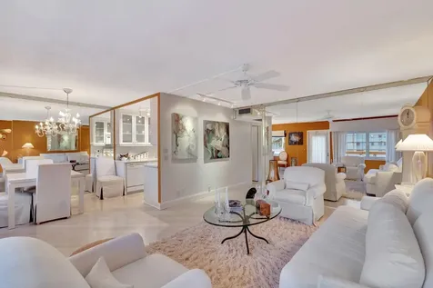 2026 Cornwall B Boca Raton FL 33434