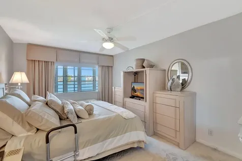 2026 Cornwall B Boca Raton FL 33434