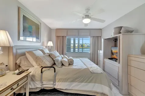 2026 Cornwall B Boca Raton FL 33434