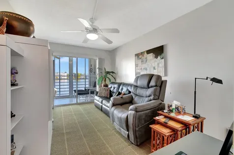 2026 Cornwall B Boca Raton FL 33434