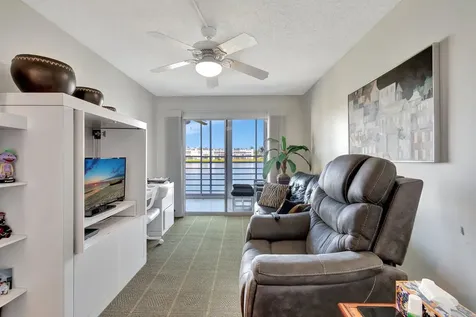 2026 Cornwall B Boca Raton FL 33434