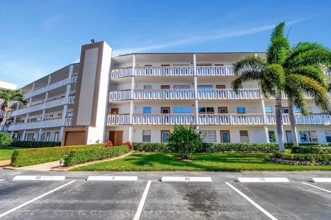 2026 Cornwall B Boca Raton FL 33434