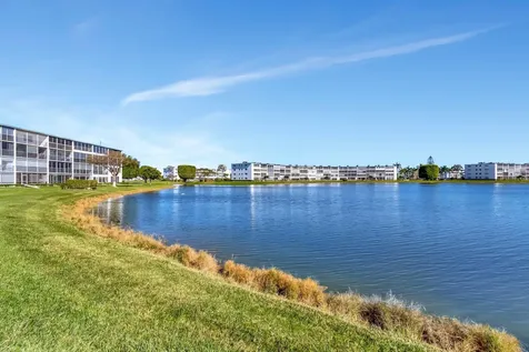 2026 Cornwall B Boca Raton FL 33434