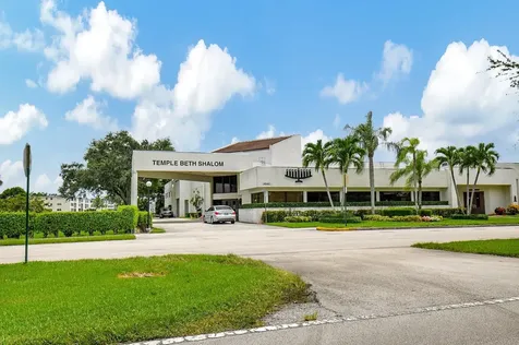 2026 Cornwall B Boca Raton FL 33434