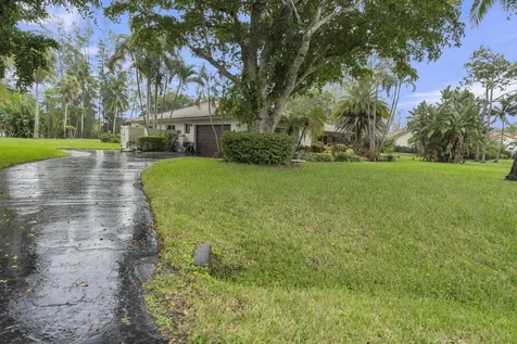 22057 Woodset Way Boca Raton FL 33428