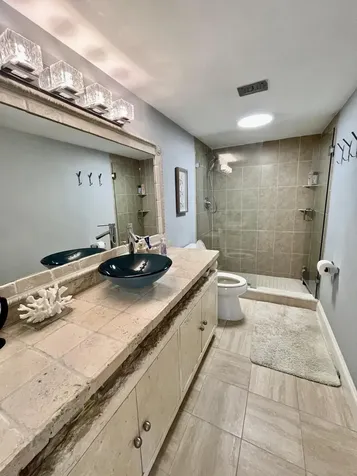 5440 N Ocean Drive Singer Island FL 33404