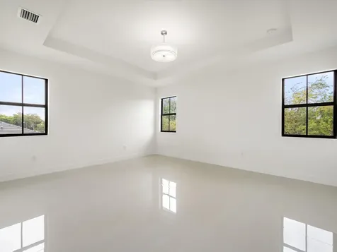 355 Sw 87th Avenue Miami FL 33144