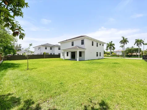 355 Sw 87th Avenue Miami FL 33144