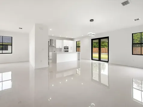 355 Sw 87th Avenue Miami FL 33144