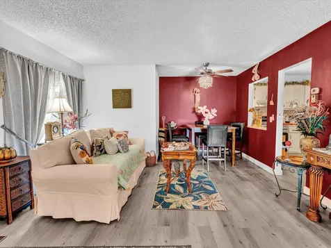 342 Pine Ridge Circle Greenacres FL 33463