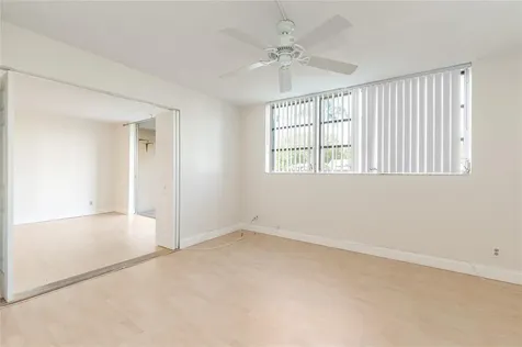 9523 S Hollybrook Lake Drive Pembroke Pines FL 33025