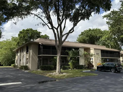 147 Deer Creek Boulevard Deerfield Beach FL 33442
