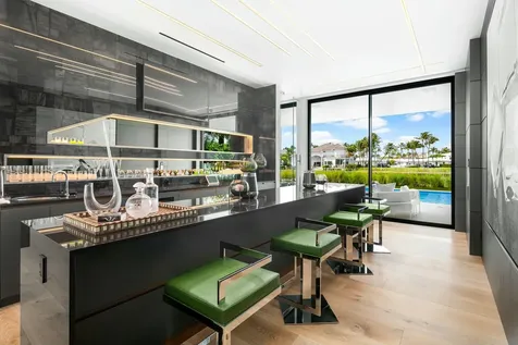 2633 Spanish River Road Boca Raton FL 33432