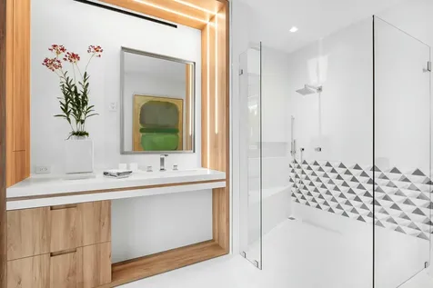 2633 Spanish River Road Boca Raton FL 33432