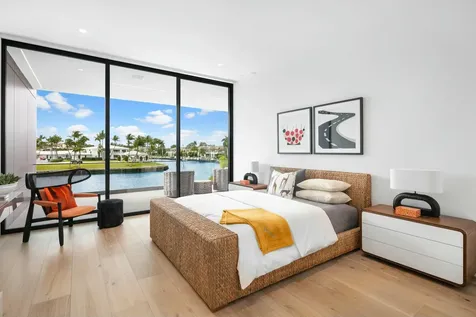 2633 Spanish River Road Boca Raton FL 33432