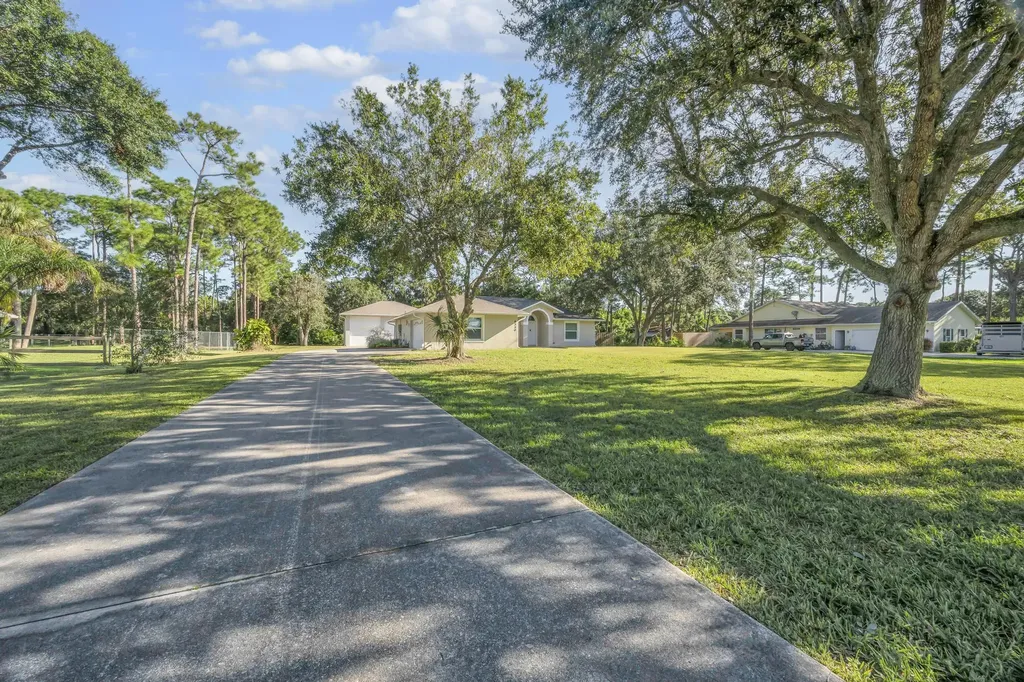8330 Hidden Pines Road Fort Pierce FL 34945