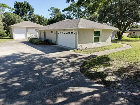8330 Hidden Pines Road Fort Pierce FL 34945