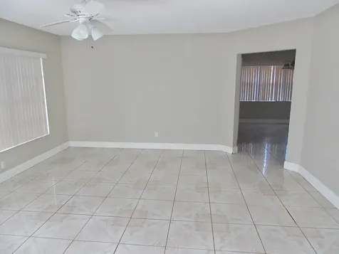 5039 Nw 41st Court Lauderdale Lakes FL 33319