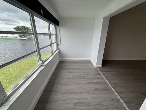 1112 Lake Terrace Boynton Beach FL 33426