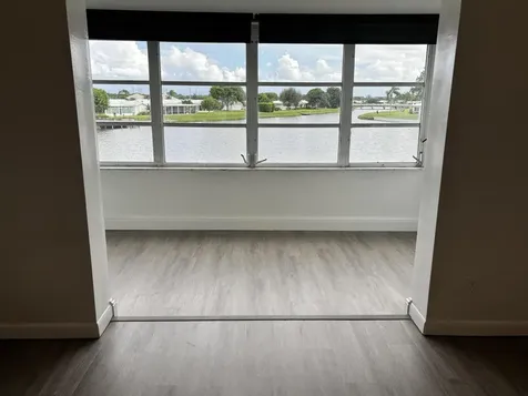 1112 Lake Terrace Boynton Beach FL 33426