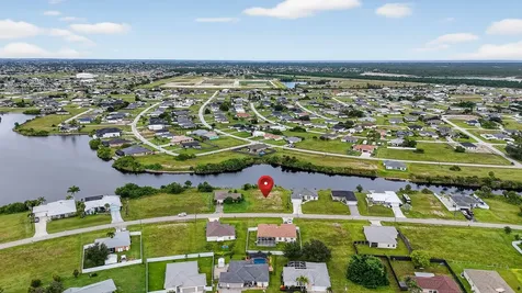 2616 NW 4th Place Cape Coral FL 33993