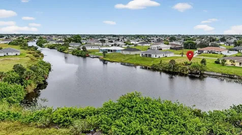 2616 NW 4th Place Cape Coral FL 33993