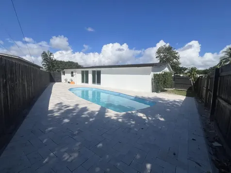 1319 Crest Drive Lake Worth Beach FL 33461