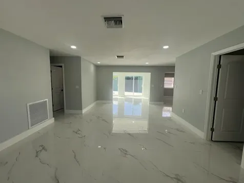 1319 Crest Drive Lake Worth Beach FL 33461