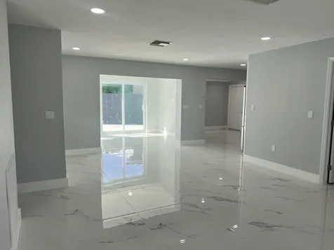 1319 Crest Drive Lake Worth Beach FL 33461