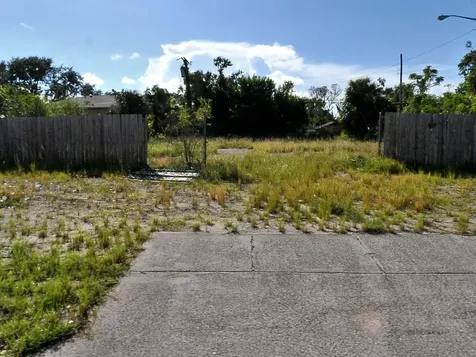 603 S 5th Street Fort Pierce FL 34950