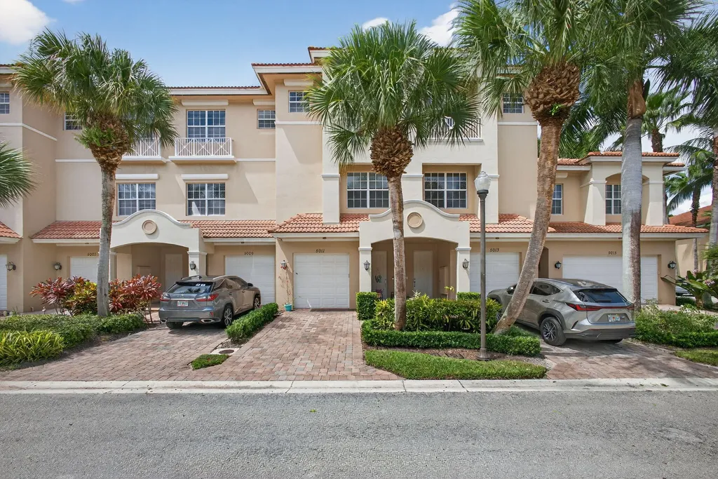 5011 Vine Cliff Way Palm Beach Gardens FL 33418