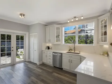 910 Ne 2nd Avenue Delray Beach FL 33444