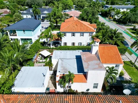 910 Ne 2nd Avenue Delray Beach FL 33444