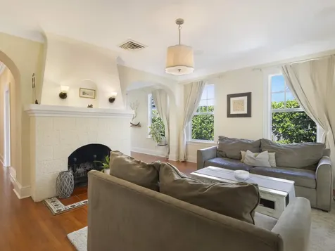 910 Ne 2nd Avenue Delray Beach FL 33444