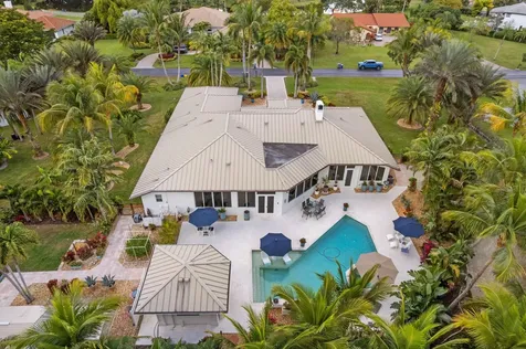 10196 Avenida Del Rio Delray Beach FL 33446