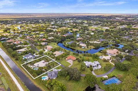 10196 Avenida Del Rio Delray Beach FL 33446