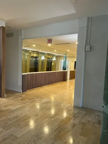 4747 Collins Avenue Miami Beach FL 33140