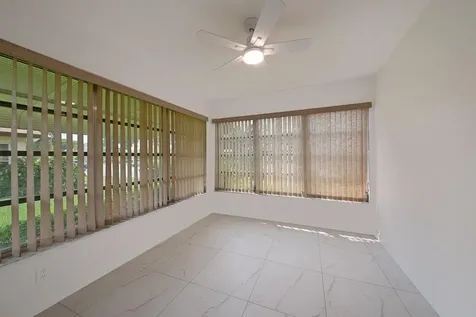 5220 Nesting Way Delray Beach FL 33484