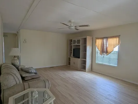 71 W Caribbean Port Saint Lucie FL 34952