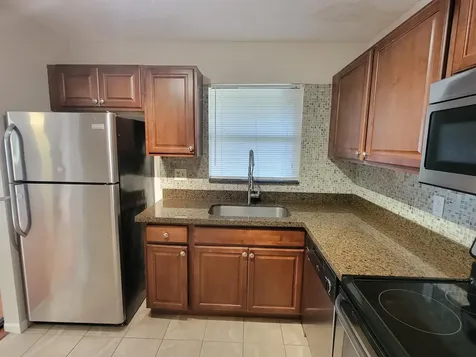2539 Nw 49 Terrace Coconut Creek FL 33063