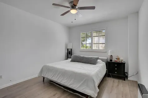 233 S Federal Highway Boca Raton FL 33432