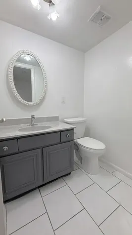1739 Embassy Drive West Palm Beach FL 33401