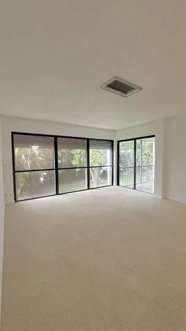 1739 Embassy Drive West Palm Beach FL 33401