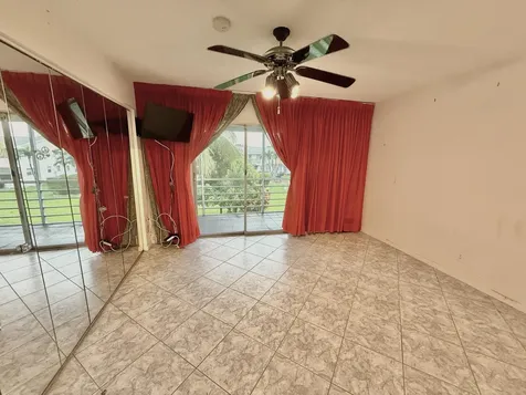 417 Markham S Deerfield Beach FL 33442