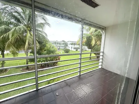 417 Markham S Deerfield Beach FL 33442