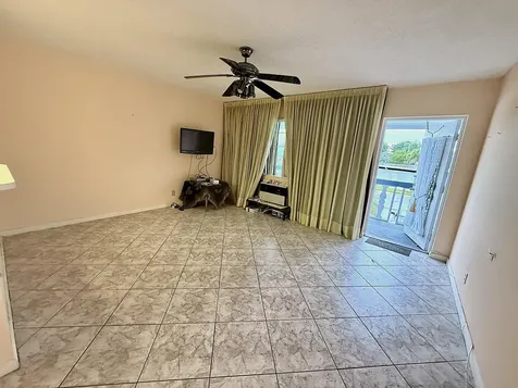 417 Markham S Deerfield Beach FL 33442