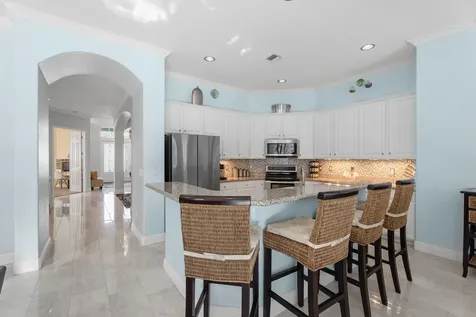 889 Island Club Square Vero Beach FL 32963